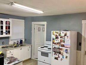 59 Church St, Leominster MA 01453