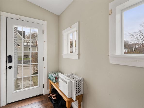 63 Cherry St, Plymouth MA 02360