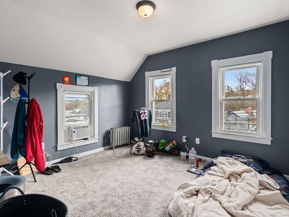 63 Cherry St, Plymouth MA 02360