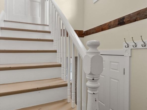 63 Cherry St, Plymouth MA 02360