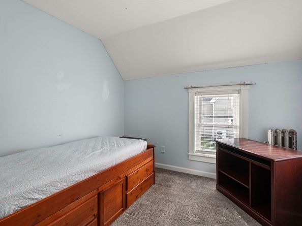 63 Cherry St, Plymouth MA 02360