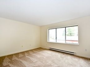 166 Place Ln 166, Woburn MA 01801