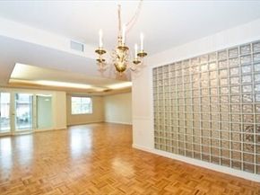 166 Place Ln 166, Woburn MA 01801