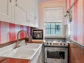 9 Glover St 1, Salem MA 01970