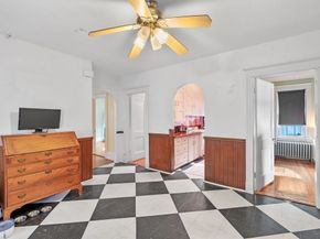 9 Glover St 1, Salem MA 01970