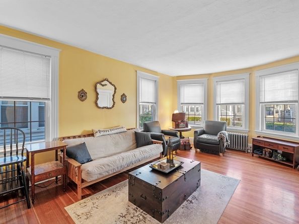 9 Glover St 1, Salem MA 01970