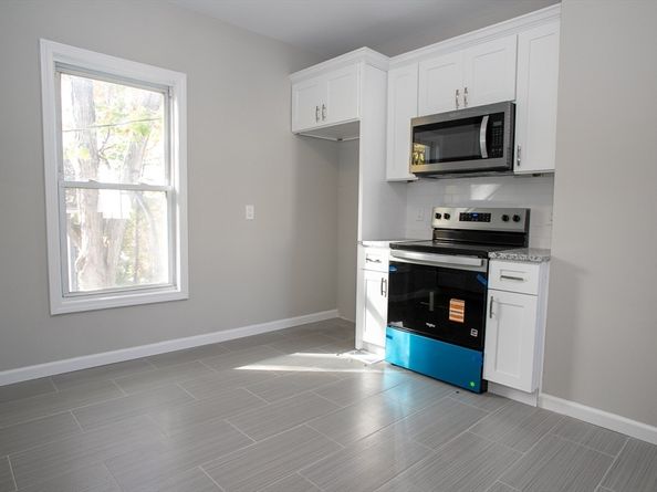 57-59 Cottage St, Athol MA 01331