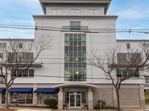 550 Pleasant St 506, Winthrop MA 02152