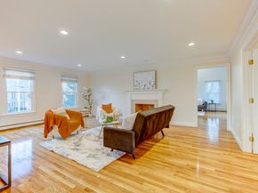 17 Bridle Path, Walpole MA 02081