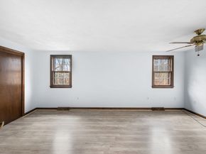 17 Blackstone Rd, Billerica MA 01862