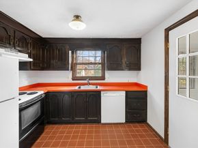 17 Blackstone Rd, Billerica MA 01862