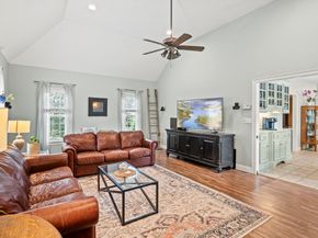 24 Brook Street, Shrewsbury MA 01545