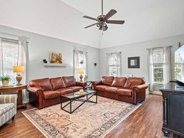 24 Brook Street, Shrewsbury MA 01545