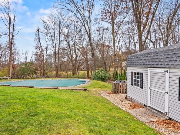 24 Brook Street, Shrewsbury MA 01545