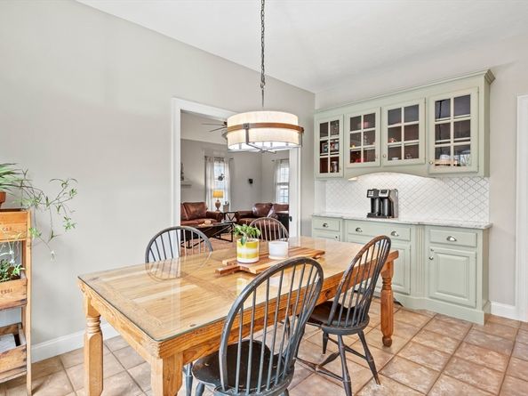 24 Brook Street, Shrewsbury MA 01545