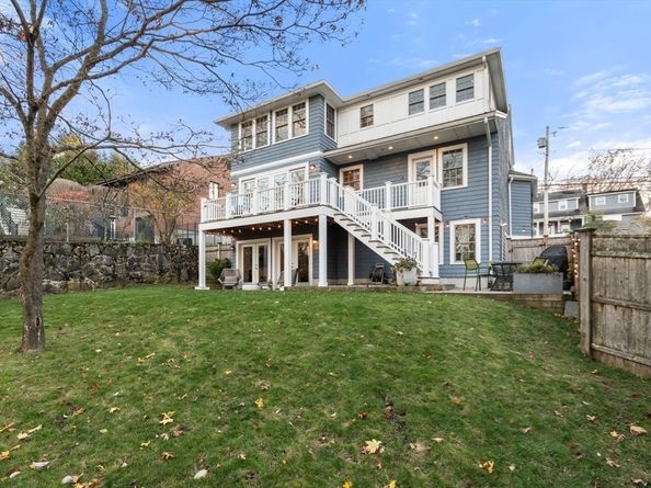 1292 Walnut St, Newton MA 02461