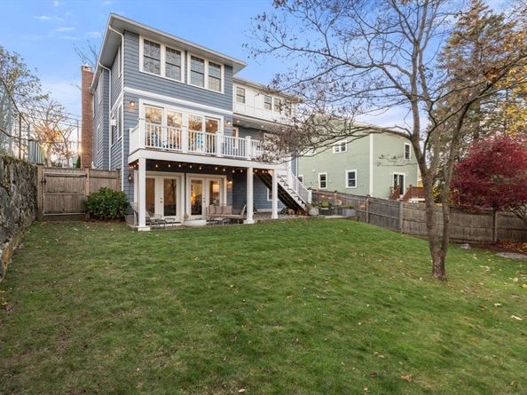 1292 Walnut St, Newton MA 02461