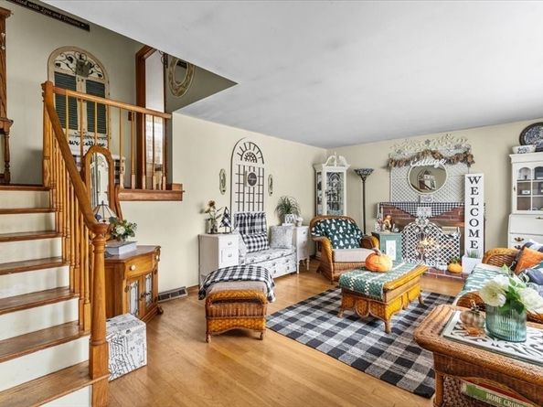 57 Carver Dr, Bridgewater MA 02324