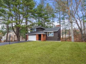 9 Scenic Ave, Webster MA 01570