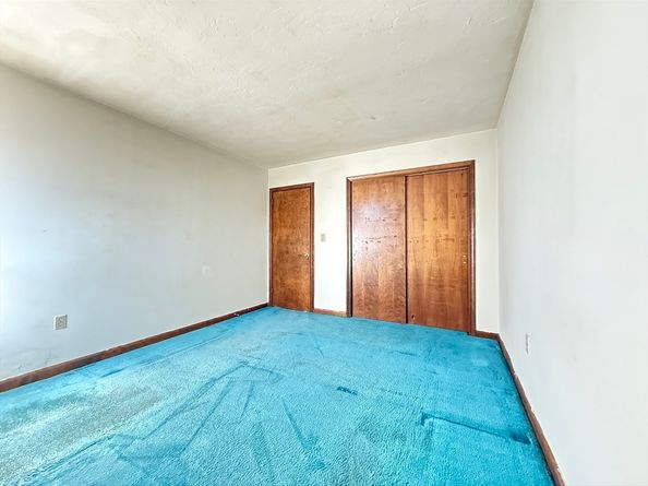 9 Scenic Ave, Webster MA 01570