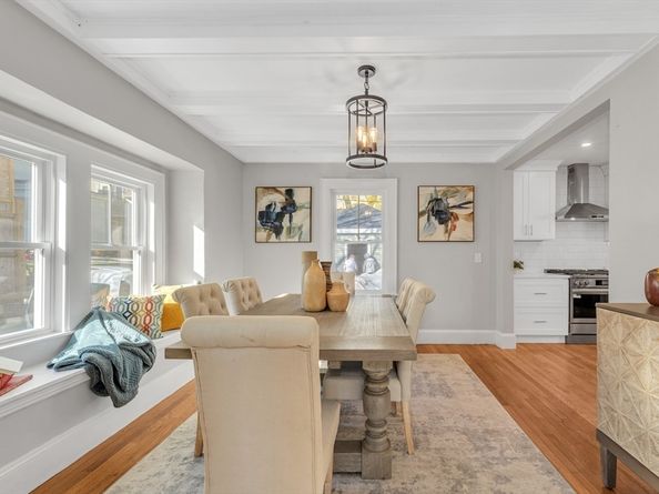 17 Metcalf St, Boston MA 02131