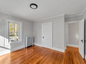 17 Metcalf St, Boston MA 02131