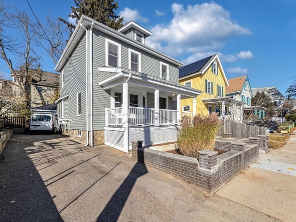 17 Metcalf St, Boston MA 02131