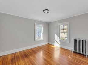 17 Metcalf St, Boston MA 02131