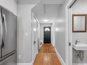 17 Metcalf St, Boston MA 02131