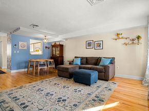 33 Maplewood Avenue 21, Gloucester MA 01930