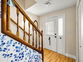 33 Maplewood Avenue 21, Gloucester MA 01930