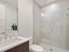 956 Walnut Street 7, Newton MA 02461