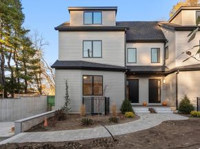 956 Walnut Street 7, Newton MA 02461