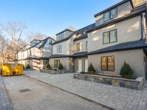 956 Walnut Street 7, Newton MA 02461