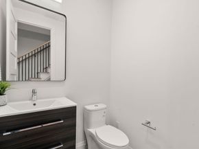 956 Walnut Street 7, Newton MA 02461