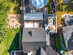 42 Walnut St, Saugus MA 01906