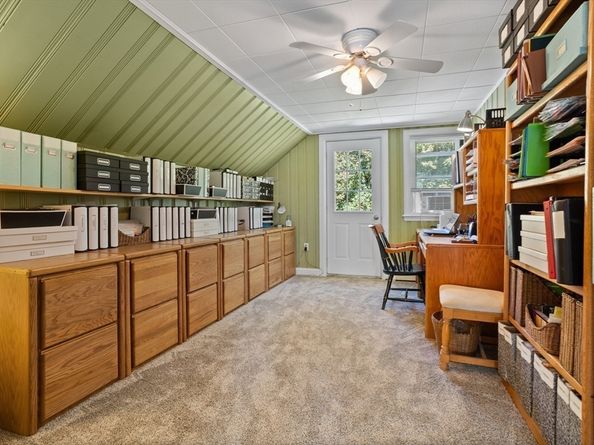 42 Walnut St, Saugus MA 01906