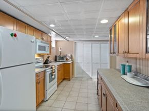 42 Walnut St, Saugus MA 01906