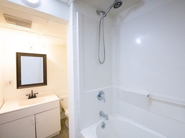 15 Cumberland St, Worcester MA 01606