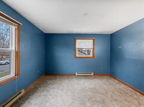 15 Cumberland St, Worcester MA 01606