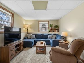 15 Cumberland St, Worcester MA 01606