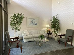 1 Summit Dr. 57, Reading MA 01867