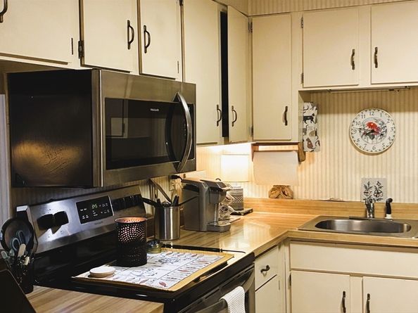 1 Summit Dr. 57, Reading MA 01867