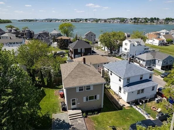 15 Lincoln Ave, Hull MA 02045