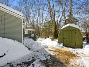 8 Nanatomqua N55, Brookfield MA 01506