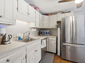 68 Preston St 6D, Wakefield MA 01880