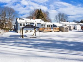 81 Edgewater Drive, Framingham MA 01702