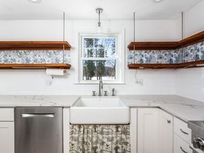 81 Edgewater Drive, Framingham MA 01702