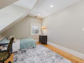 159 Washington St 4, Newton MA 02458