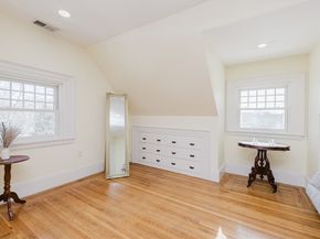 159 Washington St 4, Newton MA 02458